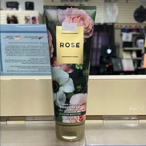 Bath & Body Works Rose Body Cream - 8oz